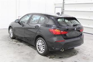 BMW 1-serie 118 picture 4