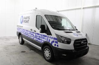 Ford Transit  picture 2