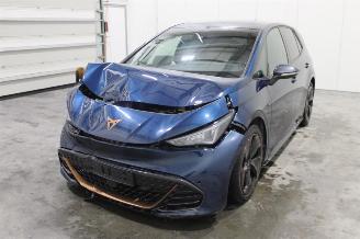damaged passenger cars Cupra Born  2022/7