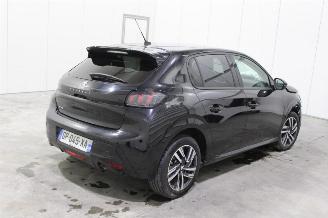 Peugeot 208  picture 3