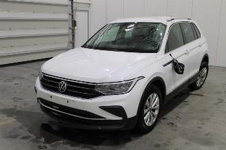 Voiture accidenté Volkswagen Tiguan  2021/5