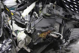 Renault Clio  picture 15