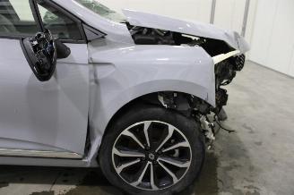 Renault Clio  picture 7