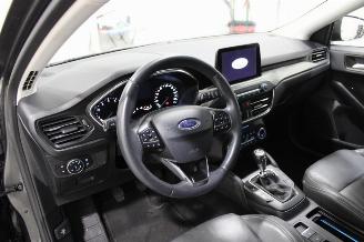 Ford Focus  picture 10