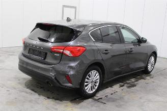 Ford Focus  picture 3