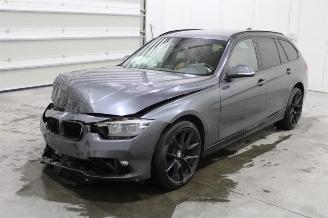 Damaged car BMW 3-serie 318 2019/6