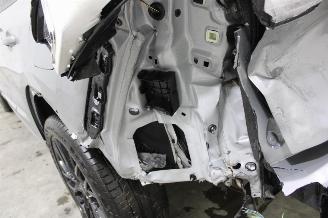 Ford Kuga  picture 9