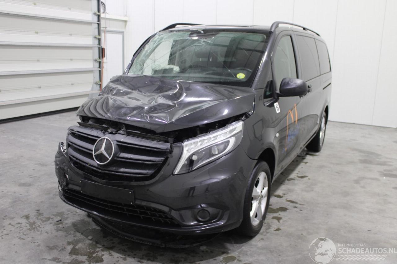 Mercedes Vito 