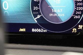 Volkswagen Golf  picture 11