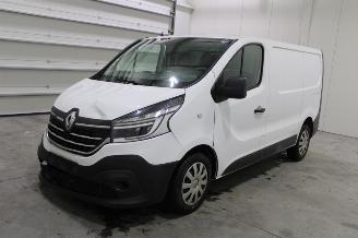 Autoverwertung Renault Trafic  2019/10