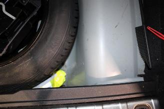 Peugeot 2008  picture 23