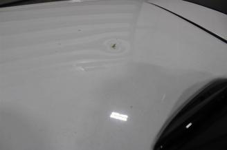 Peugeot 208  picture 17