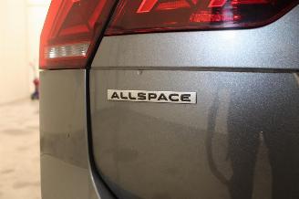 Volkswagen Tiguan Allspace picture 9
