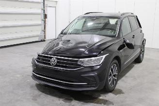 skadebil auto Volkswagen Tiguan  2020/10