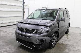 skadebil auto Peugeot Rifter  2019/7