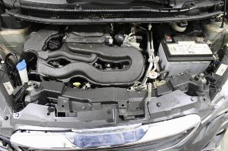 Peugeot 108  picture 13