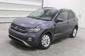 krockskadad bil auto Volkswagen T-Cross  2022/7