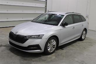 Schadeauto Skoda Octavia  2021/6
