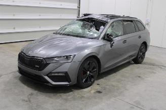 uszkodzony samochody osobowe Skoda Octavia  2024/3