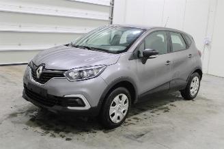 skadebil auto Renault Captur  2018/6