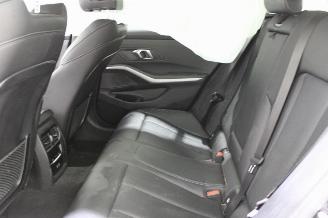 BMW 3-serie 320 picture 11