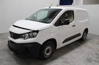 Unfallwagen Peugeot Partner  2020/7