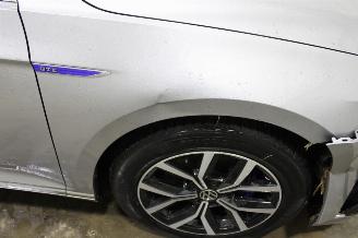 Volkswagen Passat  picture 8