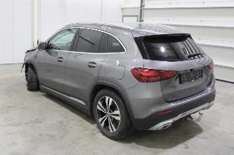 Mercedes GLA 180 picture 4