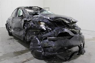 Tesla Model Y  picture 3