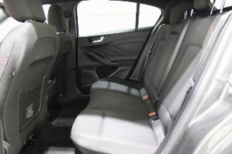 Ford Focus  picture 11