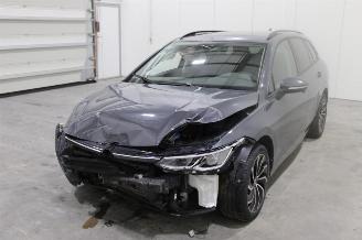 disassembly passenger cars Volkswagen Golf  2023/4