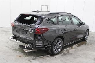 Ford Focus  picture 3