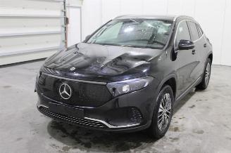 krockskadad bil auto Mercedes EQA  2025/2