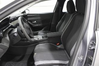 Peugeot 308  picture 11
