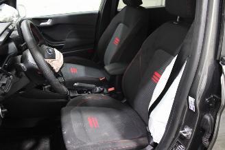 Ford Fiesta  picture 10