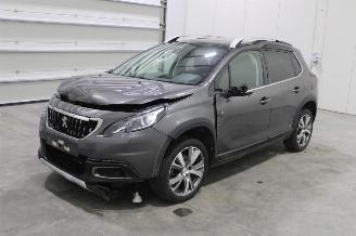 Unfallwagen Peugeot 2008  2019/6