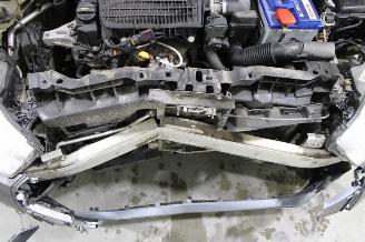 Peugeot 208  picture 18