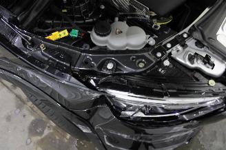 Mercedes GLC 300 picture 24