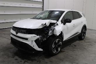 krockskadad bil auto Renault Symbioz  2025/2
