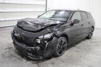 Coche accidentado Peugeot e-308  2025/10