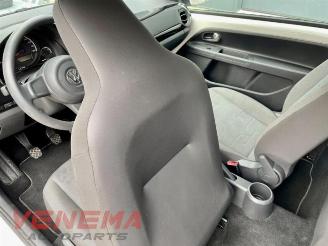 Volkswagen Up! Up! (121), Hatchback, 2011 1.0 12V 75 picture 25
