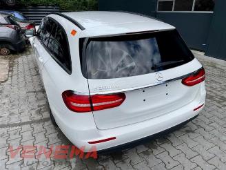 Mercedes E-klasse E Estate (S213), Combi, 2016 E-300de 2.0 Turbo 16V picture 3