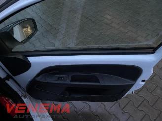 Volkswagen Up! Up! (121), Hatchback, 2011 / 2023 1.0 12V 60 picture 30