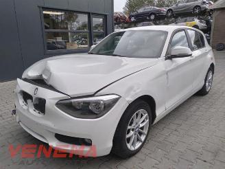Vrakbiler auto BMW 1-serie 1 serie (F20), Hatchback 5-drs, 2011 / 2019 114i 1.6 16V 2014/10
