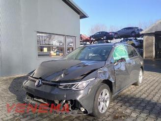 Vrakbiler auto Volkswagen Golf Golf VIII Variant (GC5), Combi, 2020 2.0 TDI BlueMotion 16V 2022/8