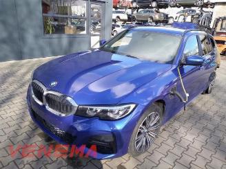 demontáž osobní automobily BMW 3-serie 3 serie Touring (G21), Combi, 2019 330e xDrive 2.0 TwinPower Turbo 16V 2022