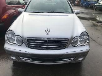 Auto da rottamare Mercedes C-klasse cw203 - 2200cc - diesel - 6vit 2005/1