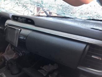 Toyota Hilux DIESEL - 110KW - 2400CC picture 13