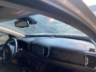 Kia Sportage Sportage (QL) 1.6 GDI 16V 4x2 Jeep/SUV  Benzine 1.591cc 97kW (132pk) FWD picture 12