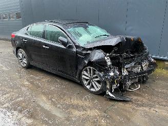 Uttjänta bilar auto Kia Optima Optima Sedan 1.7 CRDi 16V Sedan 4Dr Diesel 1.685cc 100kW (136pk) FWD 2015/3